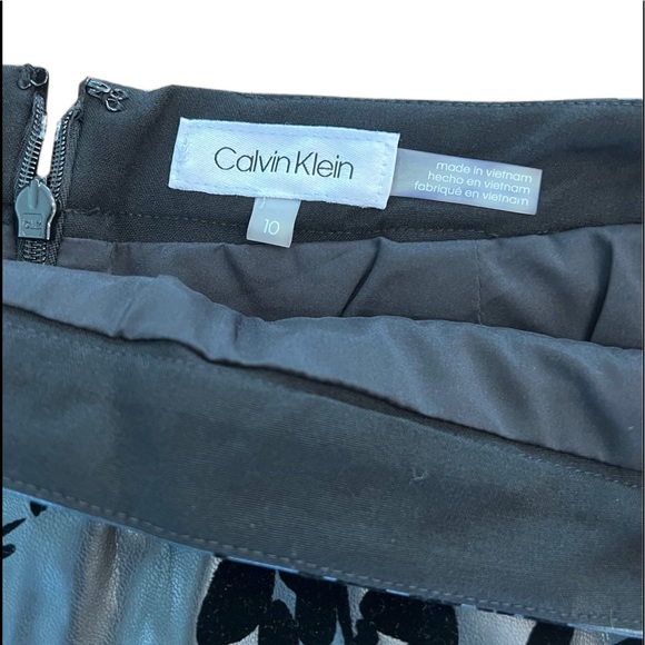 NWT Calvin Klein pencil skirt - Picture 3 of 5